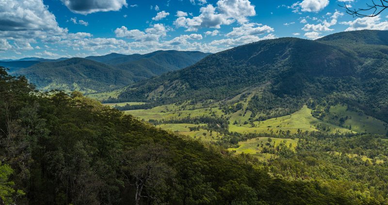 Sweeping view over the green valley and ranges
